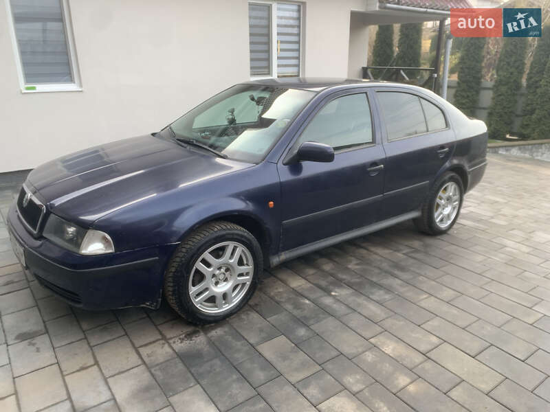 Лифтбек Skoda Octavia 1998 в Ровно фото 10 Лифтбек Skoda Octavia 1998 в Ровно
