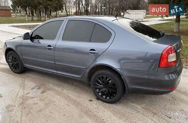 Лифтбек Skoda Octavia 2009 в Путивле