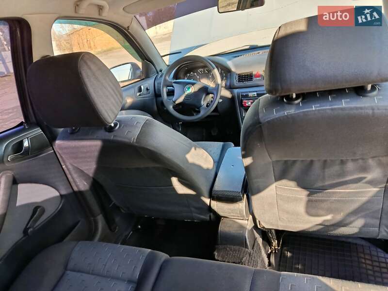 Лифтбек Skoda Octavia 2006 в Хмельнике фото 17 Лифтбек Skoda Octavia 2006 в Хмельнике