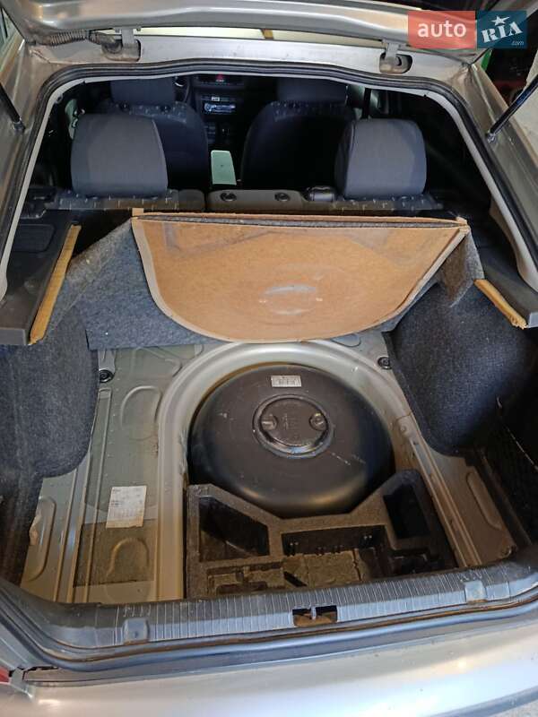 Лифтбек Skoda Octavia 2006 в Хмельнике фото 27 Лифтбек Skoda Octavia 2006 в Хмельнике