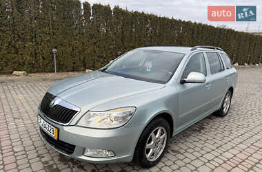 Універсал Skoda Octavia 2009 в Дунаївцях