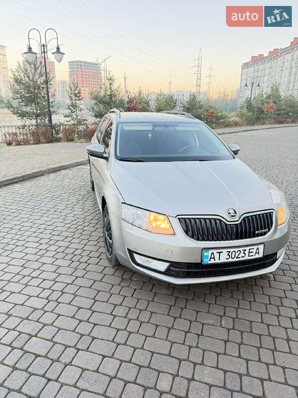 Універсал Skoda Octavia 2015 в Калуші