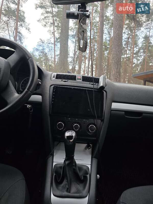 Ліфтбек Skoda Octavia 2011 в Глухові