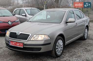 Лифтбек Skoda Octavia 2011 в Ровно