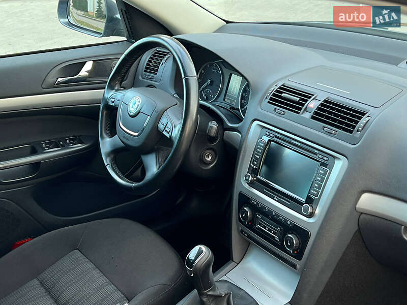 Універсал Skoda Octavia 2011 в Луцьку