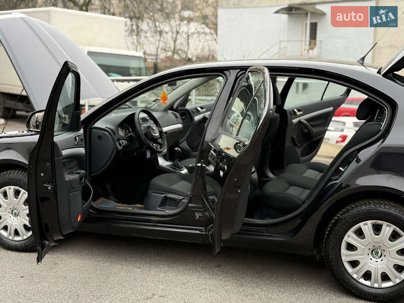 Лифтбек Skoda Octavia 2009 в Виннице