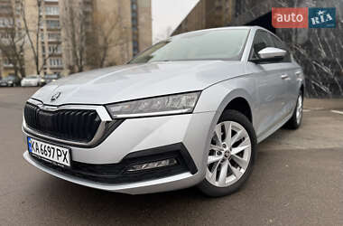 Лифтбек Skoda Octavia 2021 в Киеве