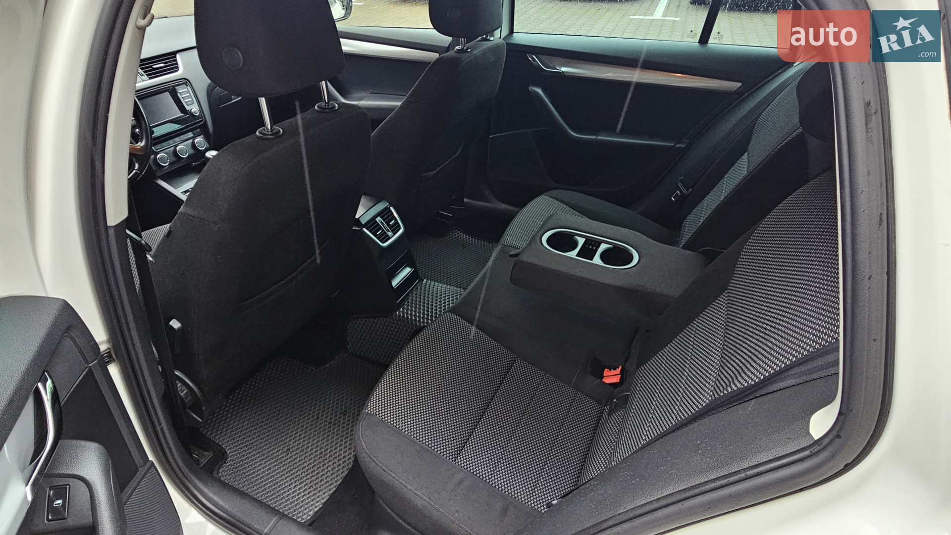 2014 Skoda Octavia - мініатюра 20
