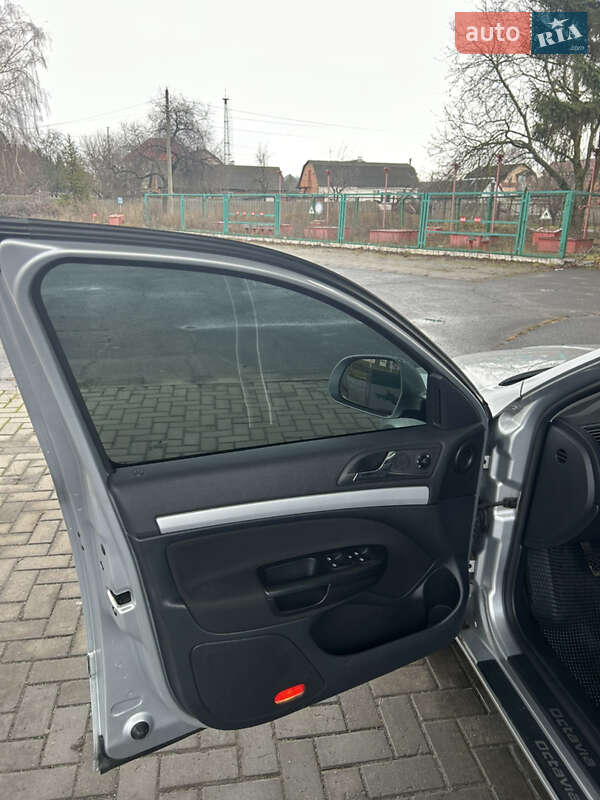 Универсал Skoda Octavia 2010 в Гадяче фото 26 Универсал Skoda Octavia 2010 в Гадяче