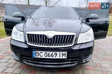 Лифтбек Skoda Octavia 2009 в Львове