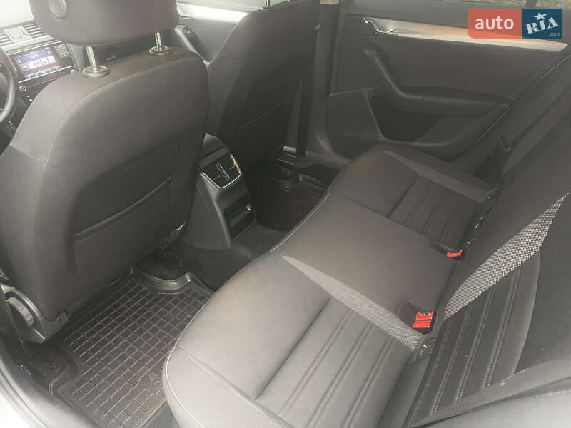 Лифтбек Skoda Octavia 2017 в Киеве