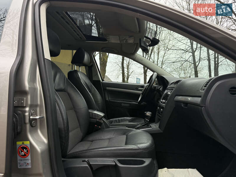 Універсал Skoda Octavia 2012 в Тячеві