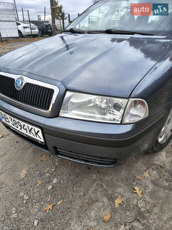 Универсал Skoda Octavia 2003 в Виннице