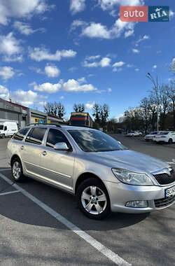 Универсал Skoda Octavia 2012 в Львове