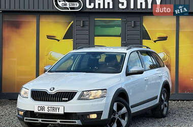Универсал Skoda Octavia 2015 в Стрые