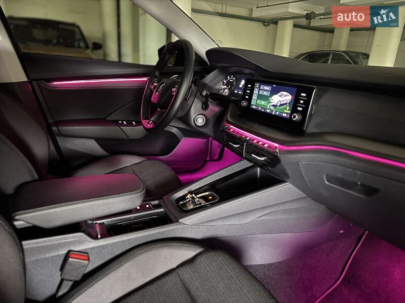 Лифтбек Skoda Octavia 2023 в Киеве фото 2 Лифтбек Skoda Octavia 2023 в Киеве