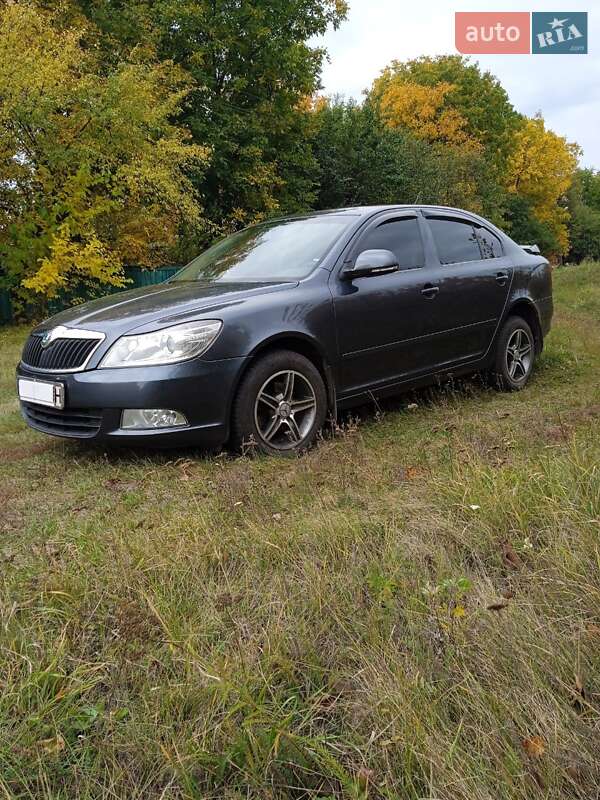 Лифтбек Skoda Octavia 2011 в Зенькове