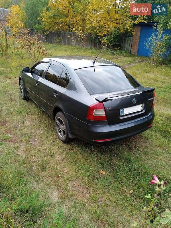 Лифтбек Skoda Octavia 2011 в Зенькове