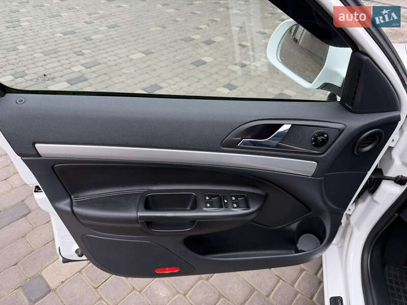 Универсал Skoda Octavia 2010 в Виннице фото 13 Универсал Skoda Octavia 2010 в Виннице