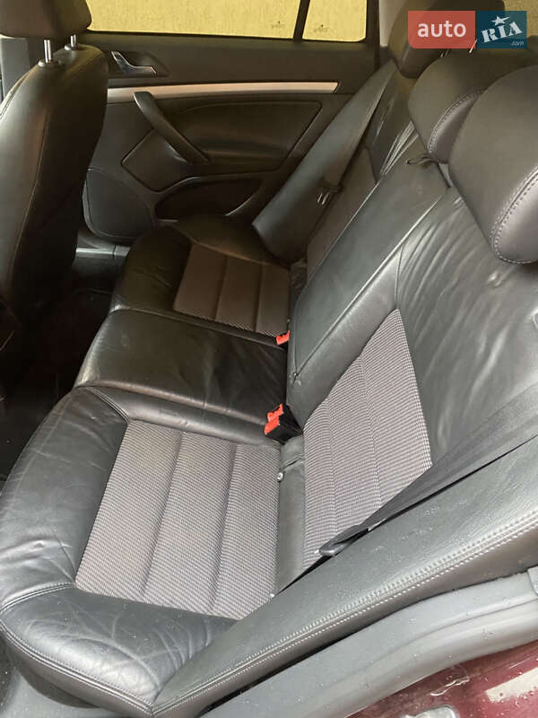 Универсал Skoda Octavia 2010 в Львове