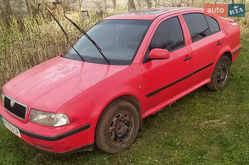 Ліфтбек Skoda Octavia 1997 в Львові