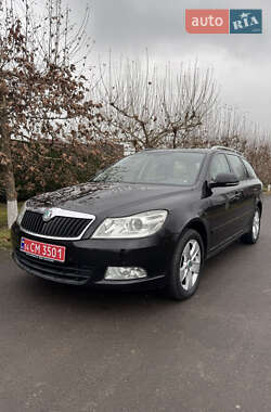 Универсал Skoda Octavia 2012 в Виноградове