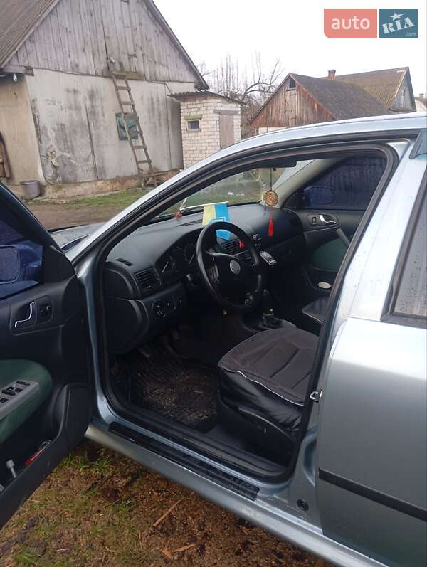 Лифтбек Skoda Octavia 2001 в Коростышеве