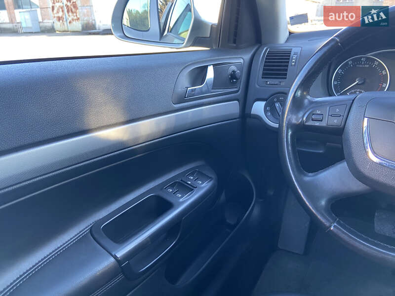 Універсал Skoda Octavia 2010 в Луцьку