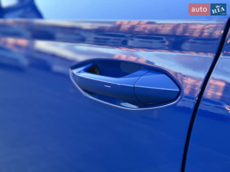 Универсал Skoda Octavia 2021 в Киеве