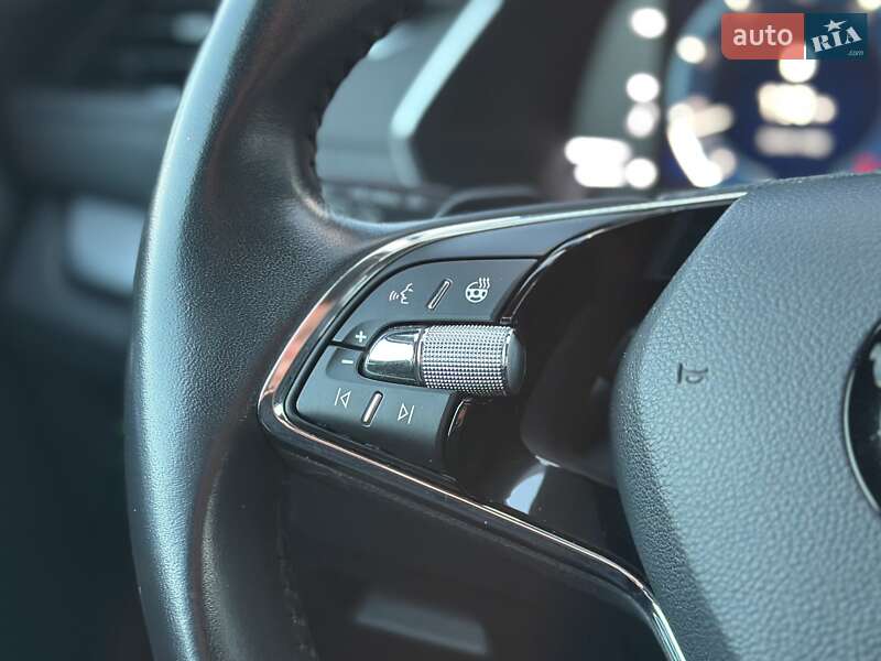 Универсал Skoda Octavia 2021 в Киеве