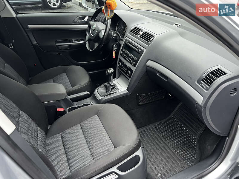 Универсал Skoda Octavia 2011 в Ровно фото 7 Универсал Skoda Octavia 2011 в Ровно