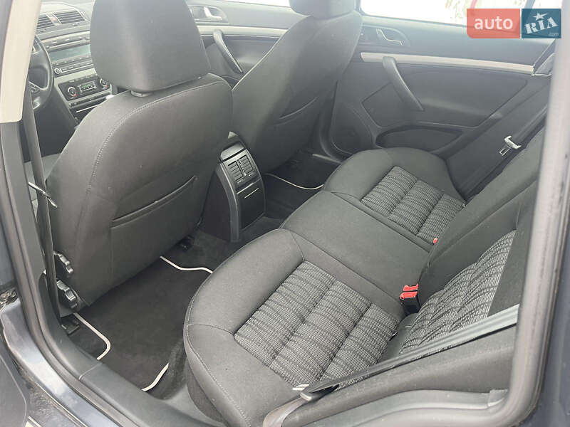 Универсал Skoda Octavia 2009 в Житомире