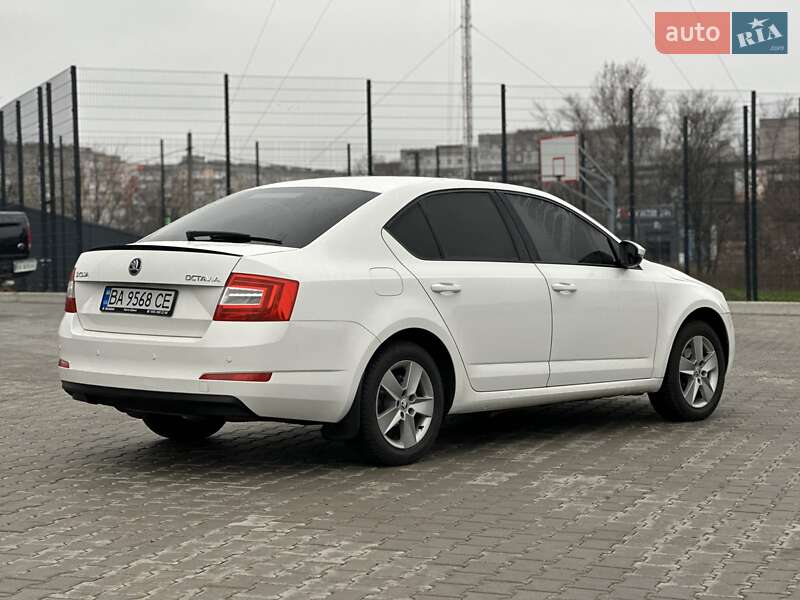 Лифтбек Skoda Octavia 2013 в Кропивницком