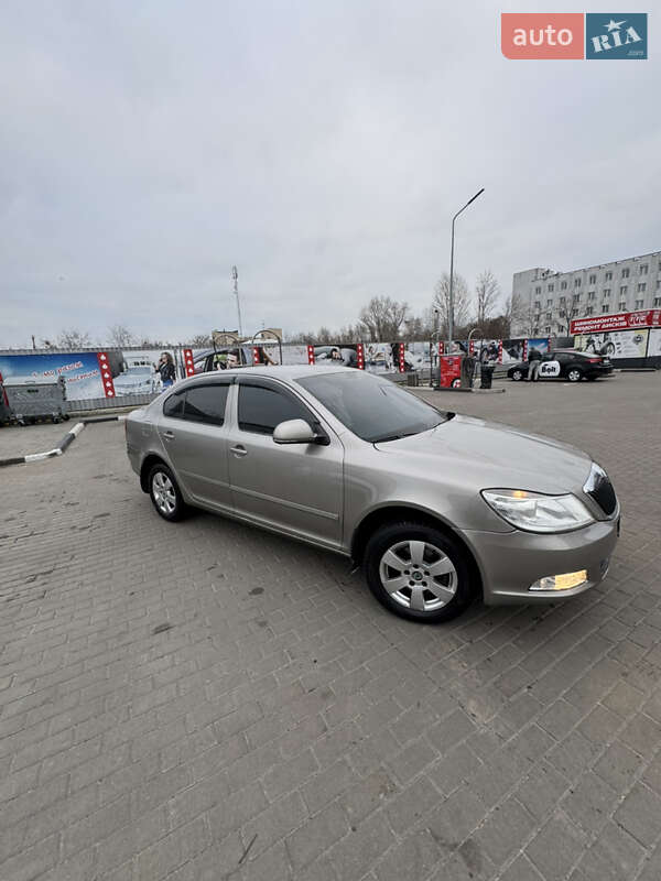 Ліфтбек Skoda Octavia 2010 в Києві