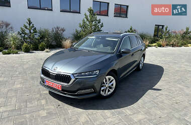 Універсал Skoda Octavia 2021 в Луцьку