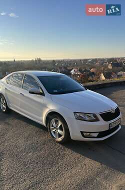 Лифтбек Skoda Octavia 2015 в Мукачево