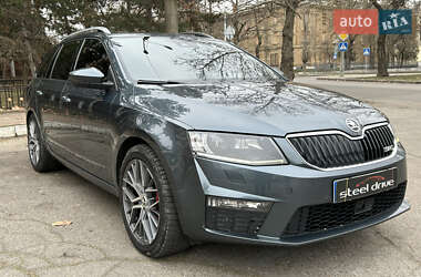 Универсал Skoda Octavia 2015 в Николаеве