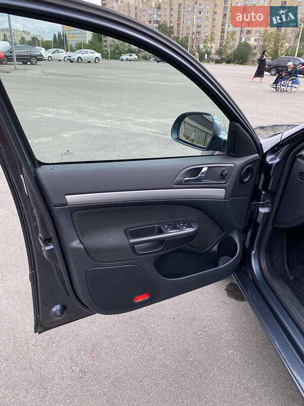 Универсал Skoda Octavia 2009 в Киеве фото 22 Универсал Skoda Octavia 2009 в Киеве