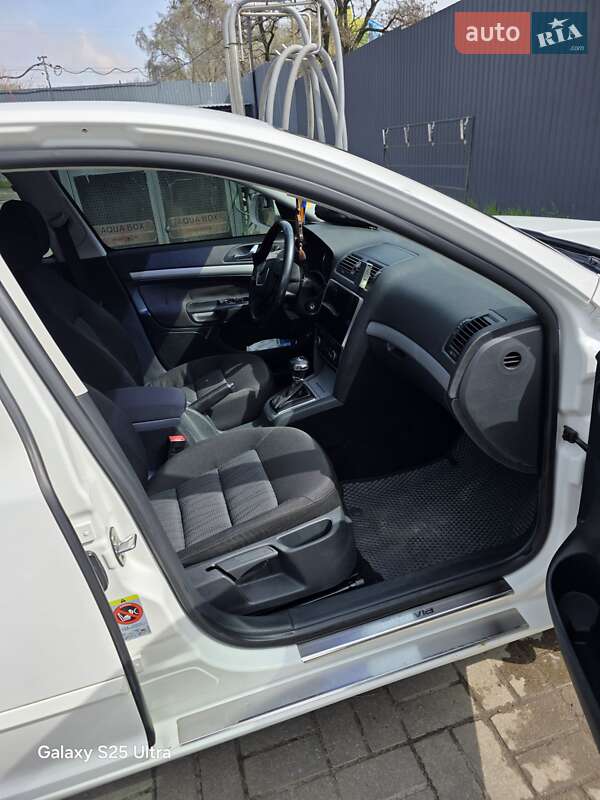 Ліфтбек Skoda Octavia 2012 в Запоріжжі