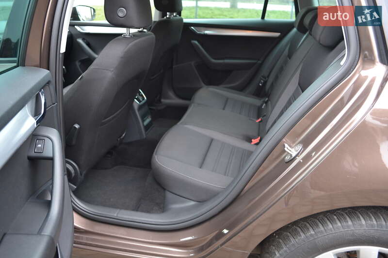 Універсал Skoda Octavia 2019 в Тернополі