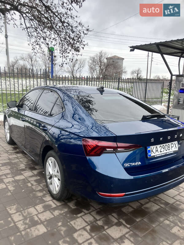 Ліфтбек Skoda Octavia 2021 в Кривому Розі