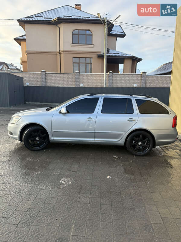 Универсал Skoda Octavia 2010 в Ивано-Франковске