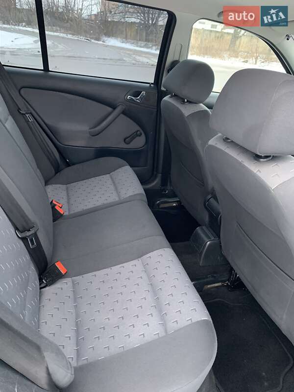 Универсал Skoda Octavia 2009 в Полтаве