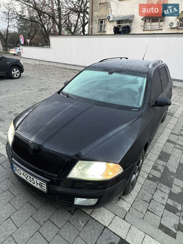 Універсал Skoda Octavia 2005 в Ужгороді