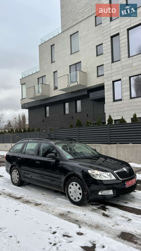 Универсал Skoda Octavia 2010 в Кривом Роге
