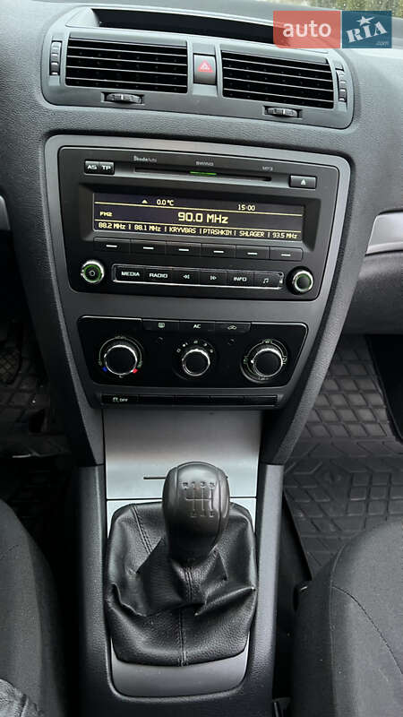 Универсал Skoda Octavia 2010 в Кривом Роге
