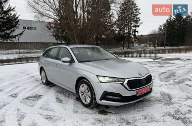 Універсал Skoda Octavia 2022 в Луцьку