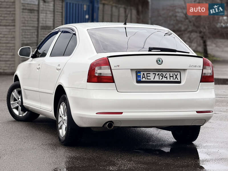 Лифтбек Skoda Octavia 2011 в Днепре