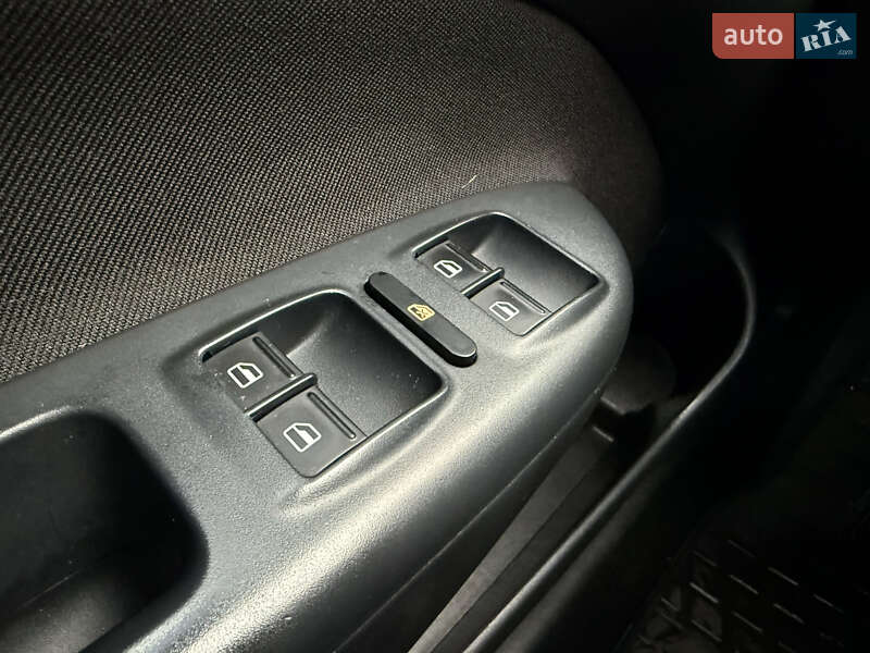 Лифтбек Skoda Octavia 2011 в Днепре