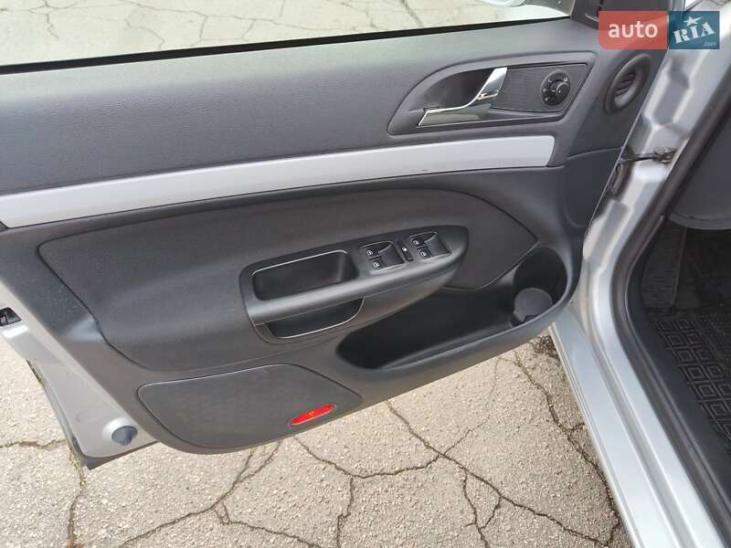 Універсал Skoda Octavia 2010 в Миргороді фото 37 Універсал Skoda Octavia 2010 в Миргороді